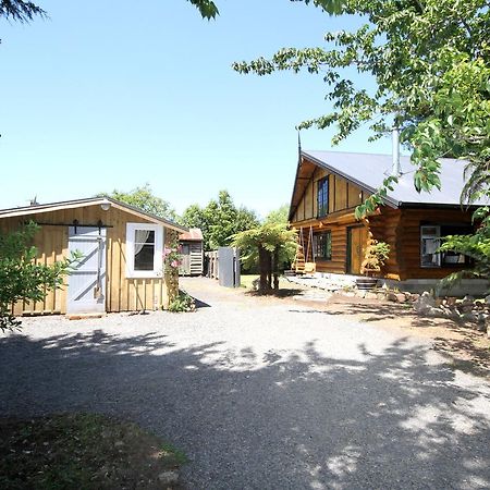 The Log Cabin & Packing Shed Villa Waihi Exterior foto