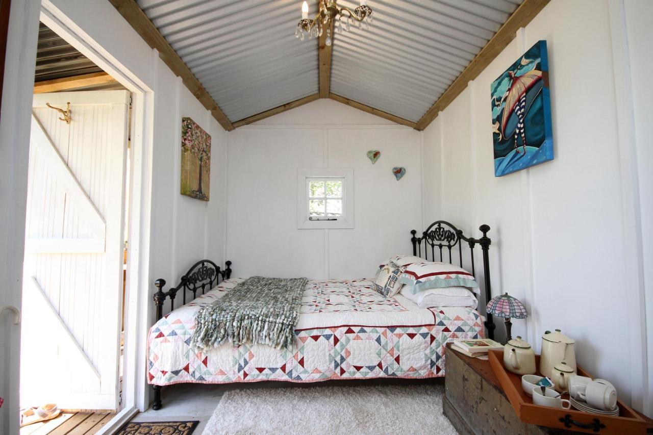 The Log Cabin & Packing Shed Villa Waihi Exterior foto