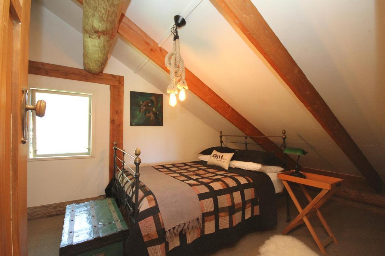 The Log Cabin & Packing Shed Villa Waihi Exterior foto